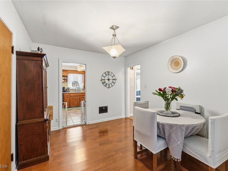 18 E Oakland Boulevard, Struthers, OH 44471 Photo 7