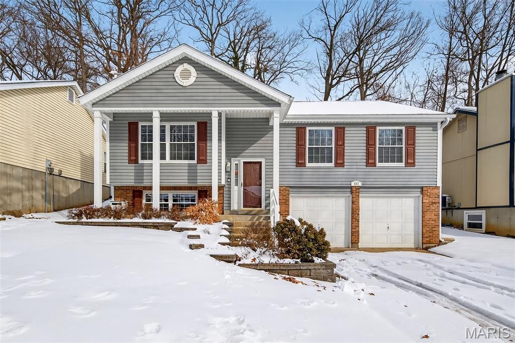 557 Woodlyn Crossing, Ballwin, MO 63021 Main Photo