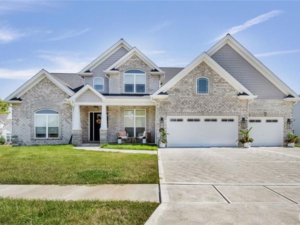 1016 Bellevaux Place, St Charles, MO 63301