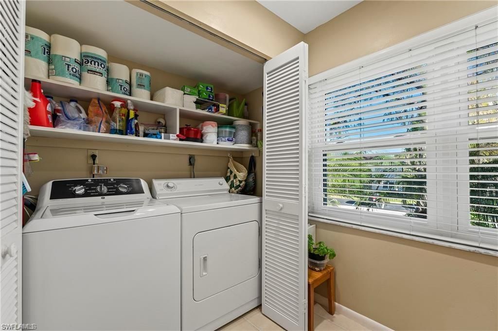 1055 Forest Lakes Dr, Unit E209, Naples, FL 34105 Photo