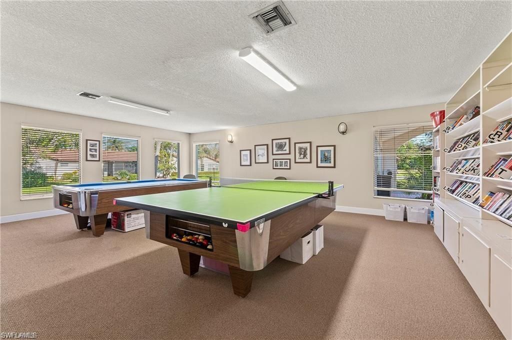 1055 Forest Lakes Dr, Unit E209, Naples, FL 34105 Photo