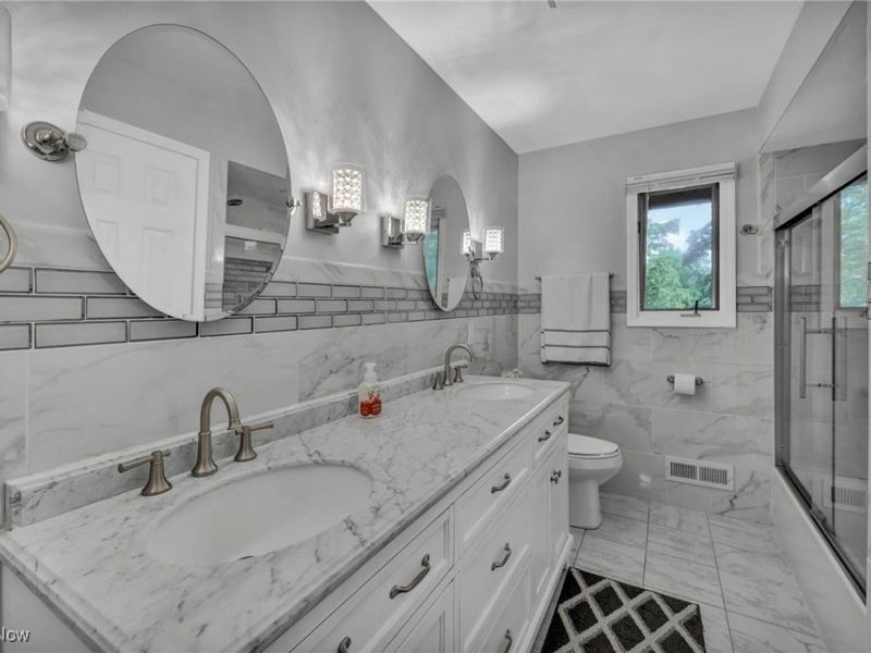 16577 State Road, North Royalton, OH 44133 Photo 16