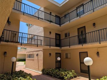 2763 WOODGATE LANE, Unit 201, SARASOTA, FL 34231