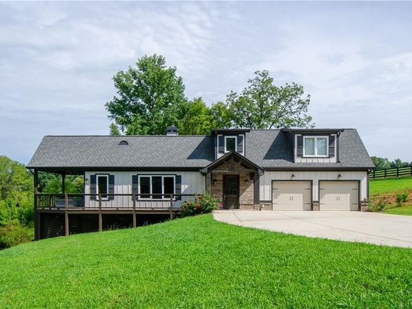 161 Hensley Lane, Hoschton, GA 30548