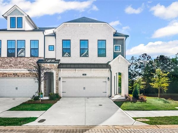 320 Walker Avenue , Alpharetta, GA 30076