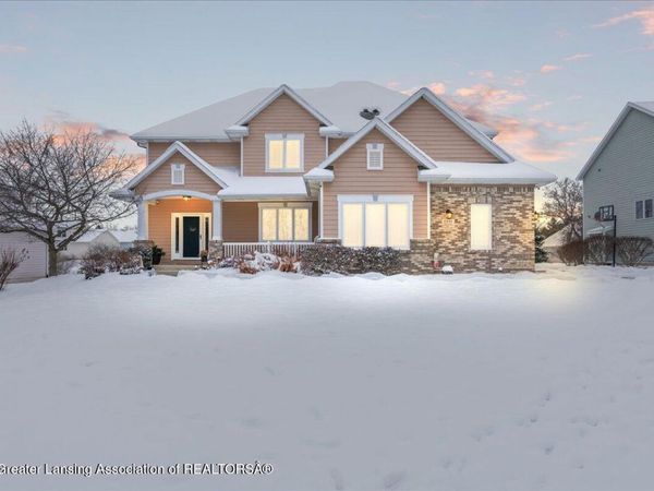6044 Marietta Way, East Lansing, MI 48823