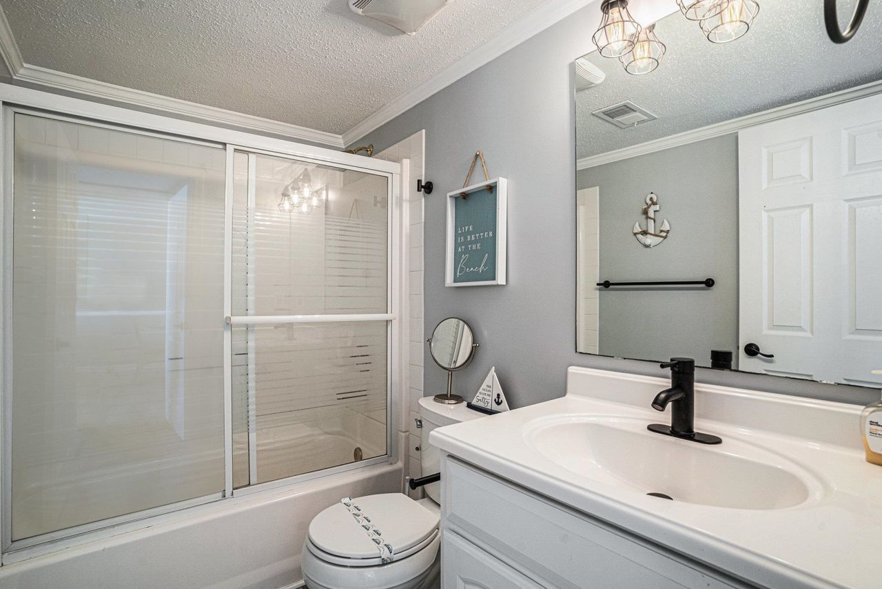 1820 N Ocean Blvd. Photo 17