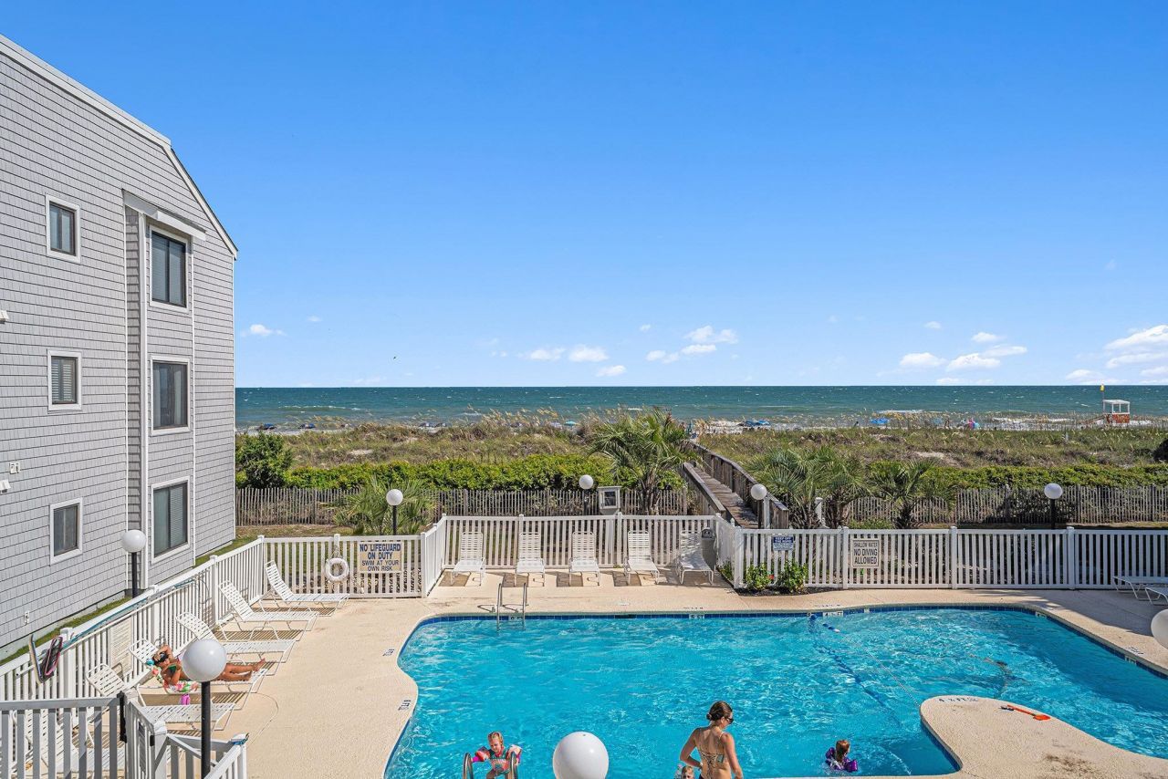 1820 N Ocean Blvd. Photo 24