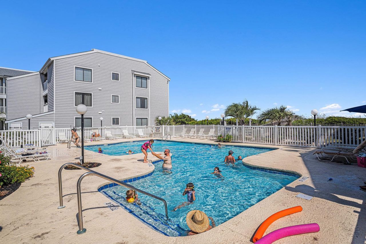 1820 N Ocean Blvd. Photo 26