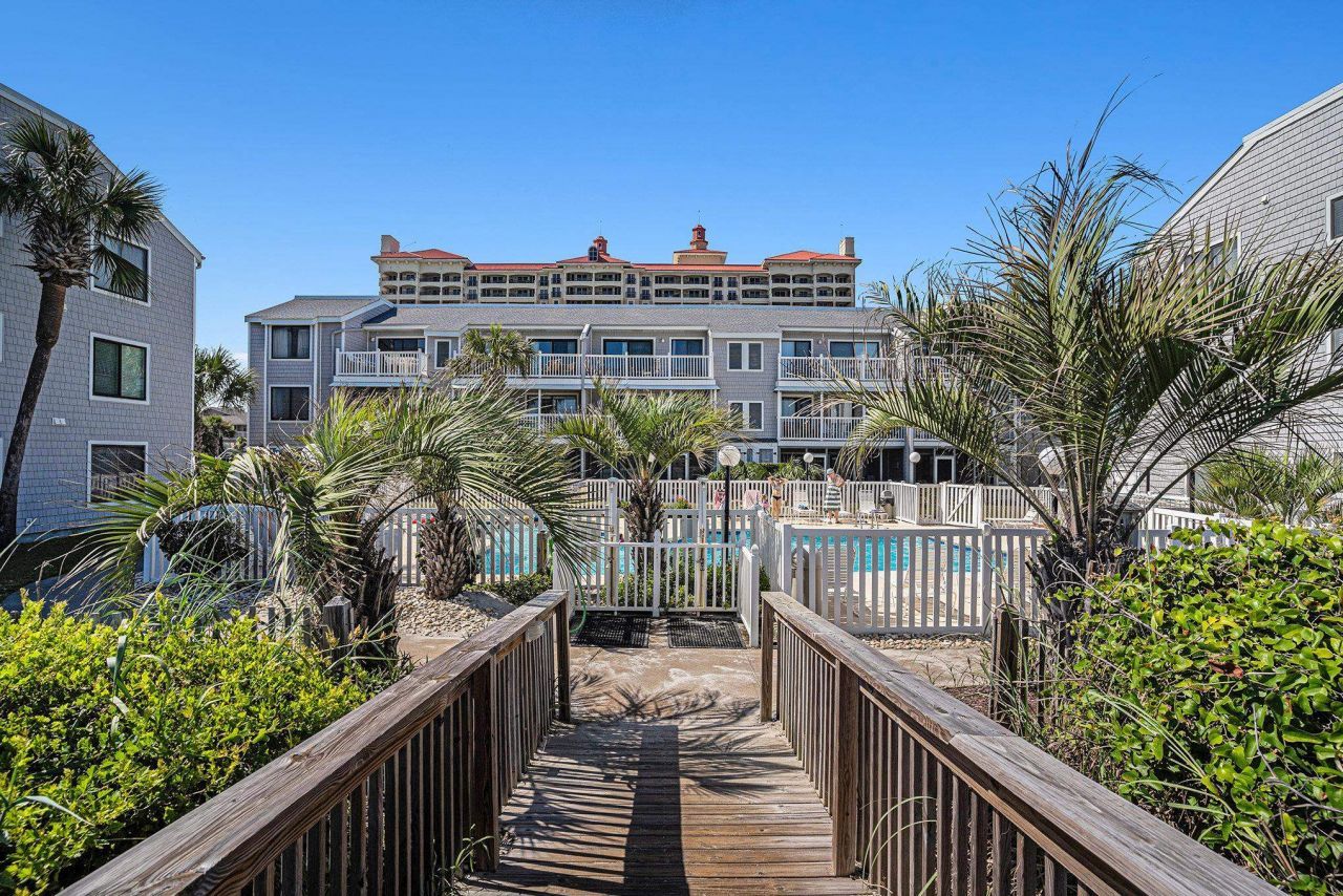 1820 N Ocean Blvd. Photo 28