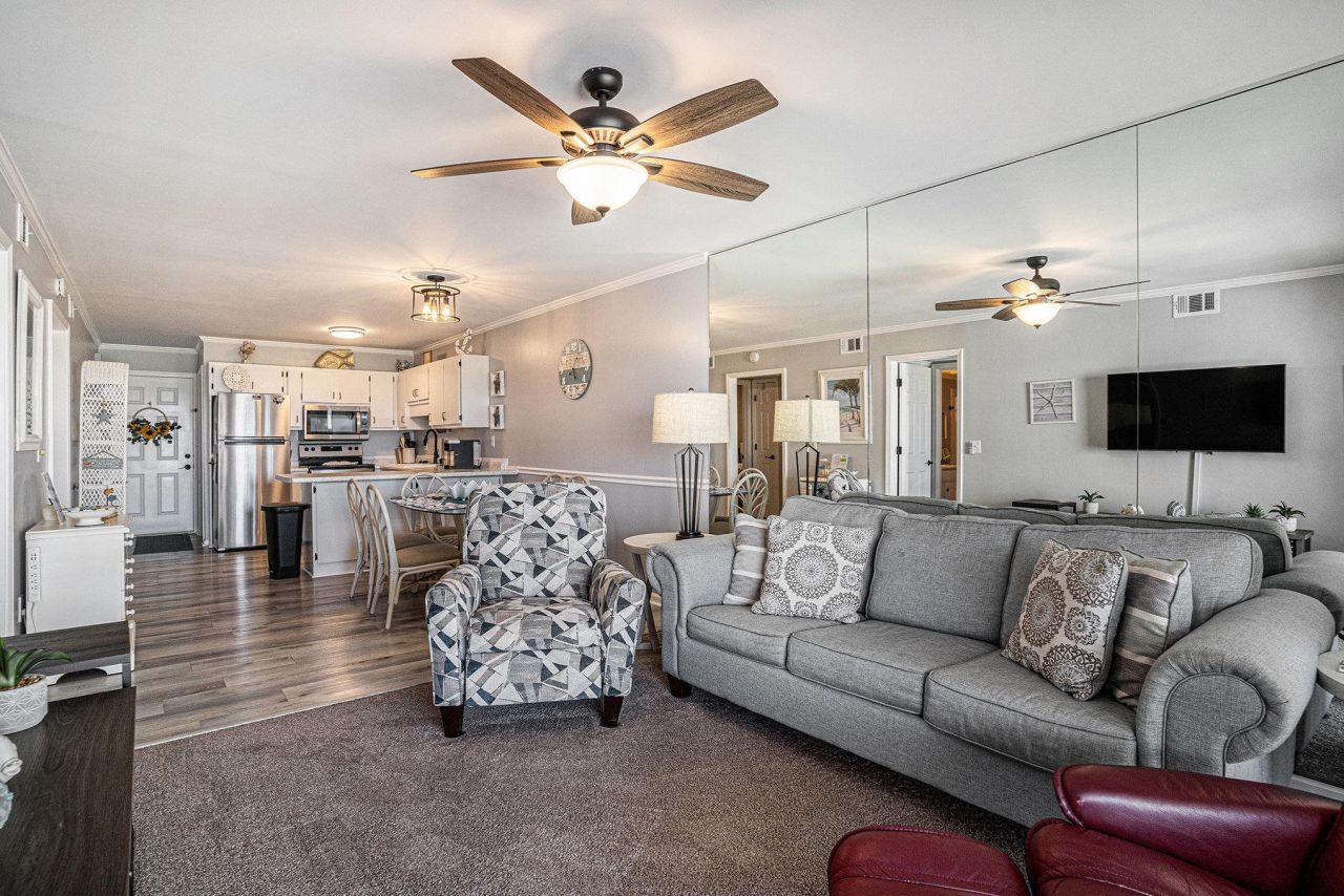 1820 N Ocean Blvd. Photo 6