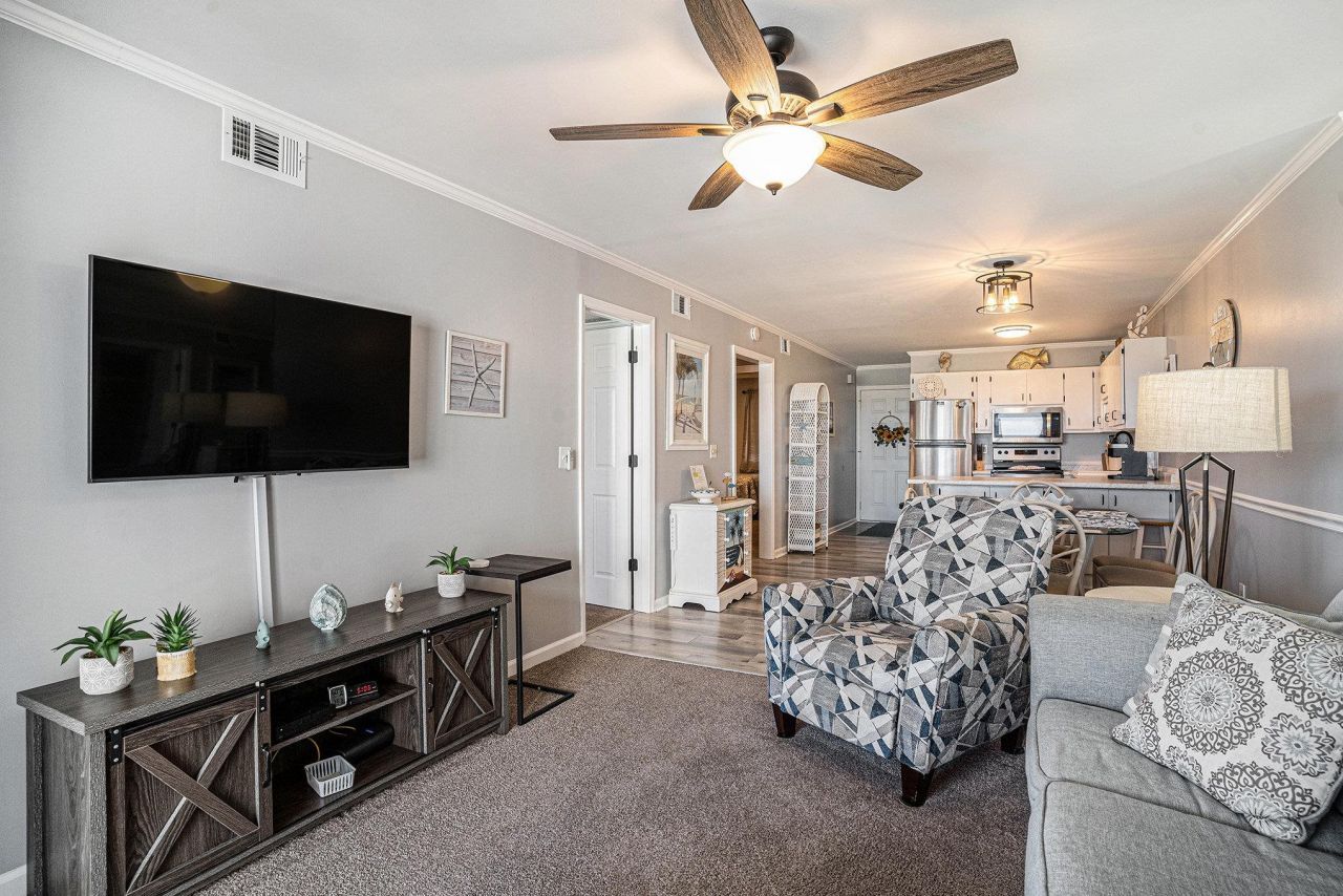 1820 N Ocean Blvd. Photo 7