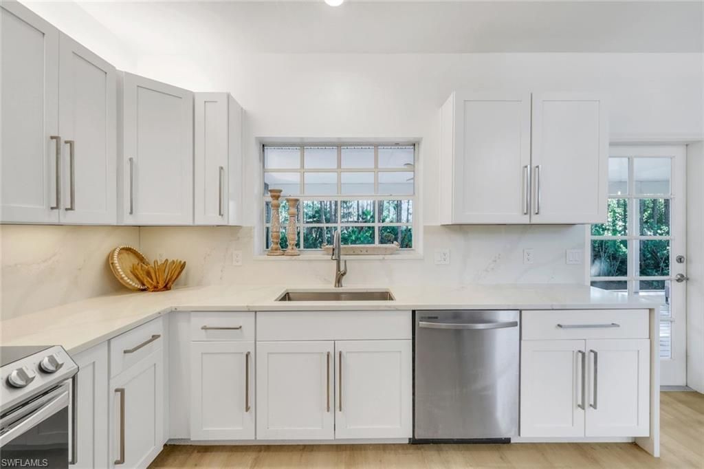 24099 Rodas Dr, Bonita Springs, FL 34135 Photo