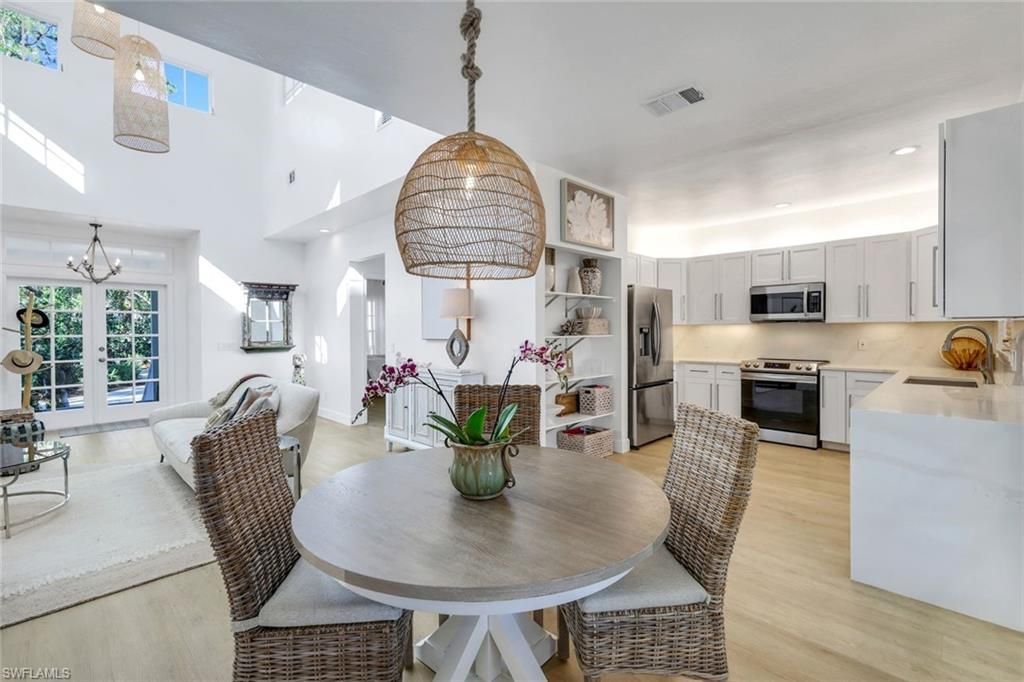 24099 Rodas Dr, Bonita Springs, FL 34135 Photo