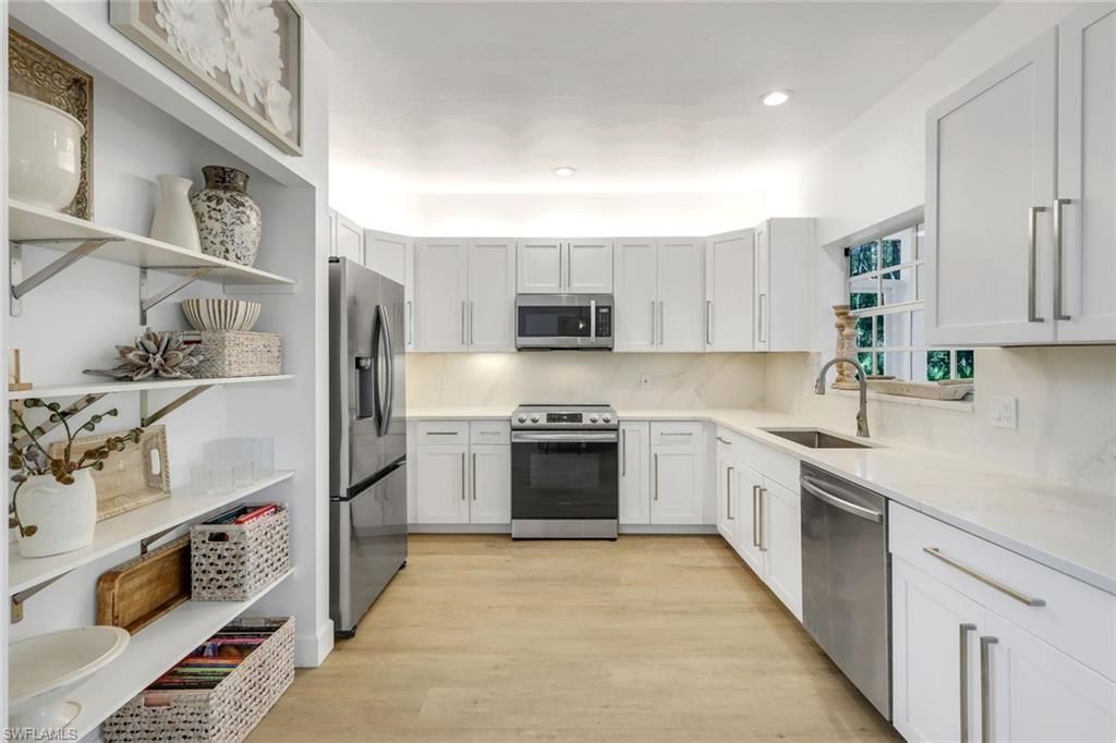 24099 Rodas Dr, Bonita Springs, FL 34135 Photo