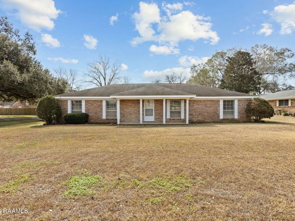 218 Acorn Drive, Lafayette, LA 70507