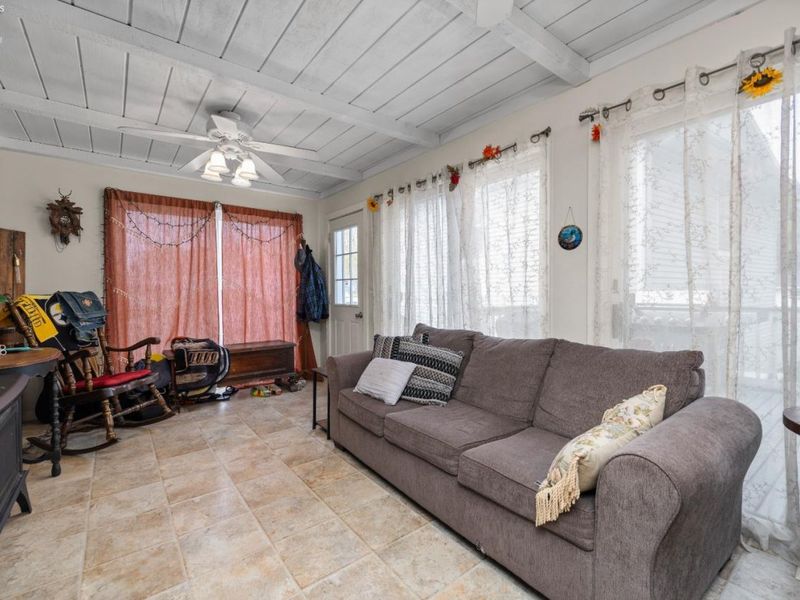 303 Moore Avenue, Bellevue, OH 44811 Photo 23