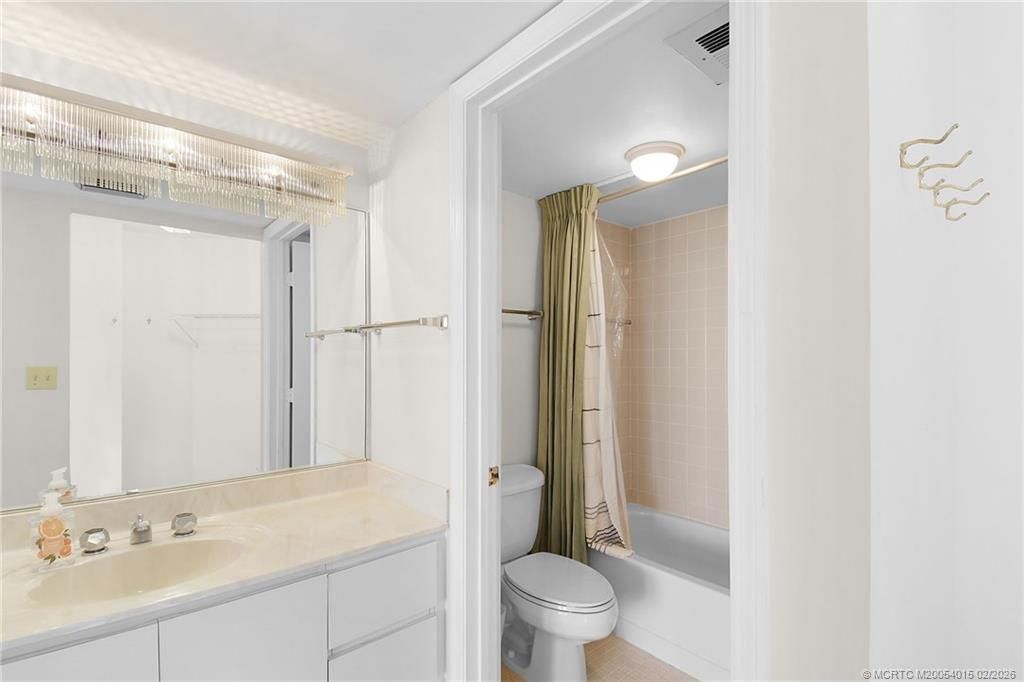 9500 S Ocean Drive, Unit 909, Jensen Beach, FL 34957 Photo