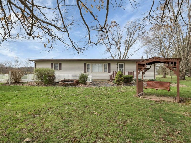 18132 Claypool Road , Newark, OH 43056 Photo 2