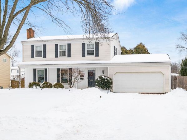 80 Rockwell Way, Worthington, OH 43085