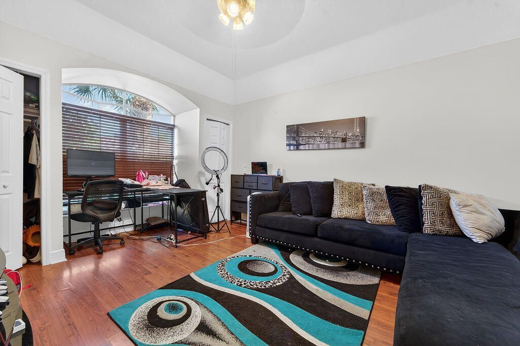 8063 Via Hacienda, Riviera Beach, FL 33418 Photo