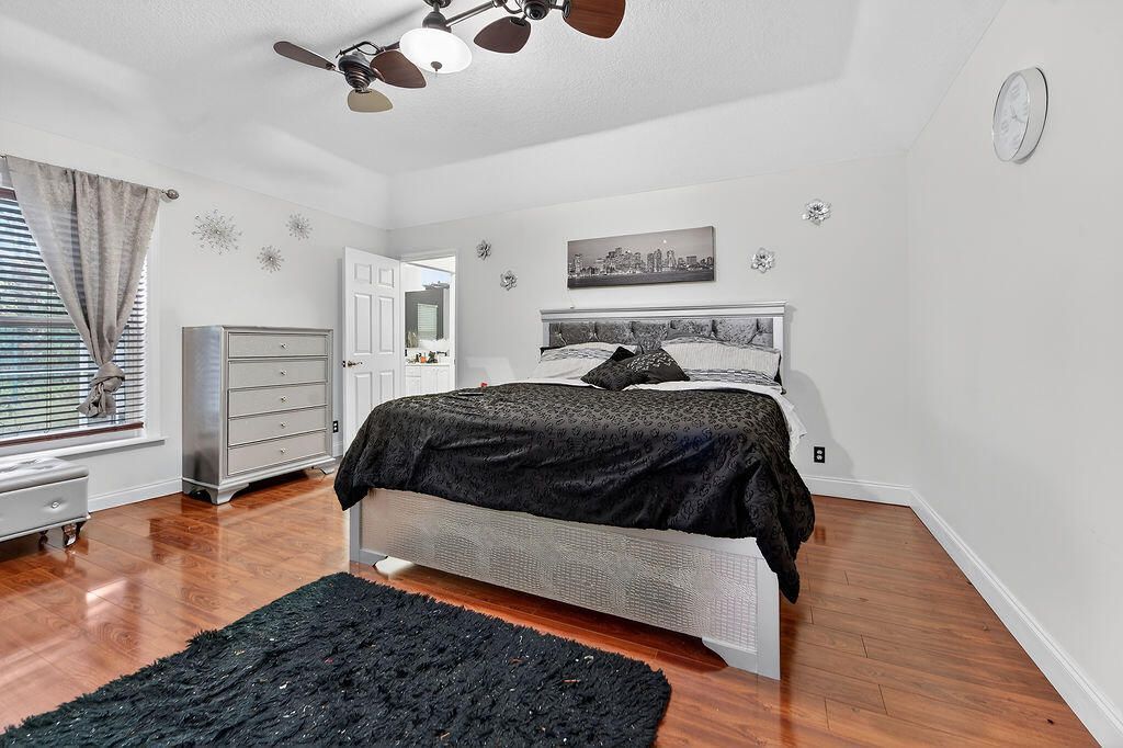 8063 Via Hacienda, Riviera Beach, FL 33418 Photo