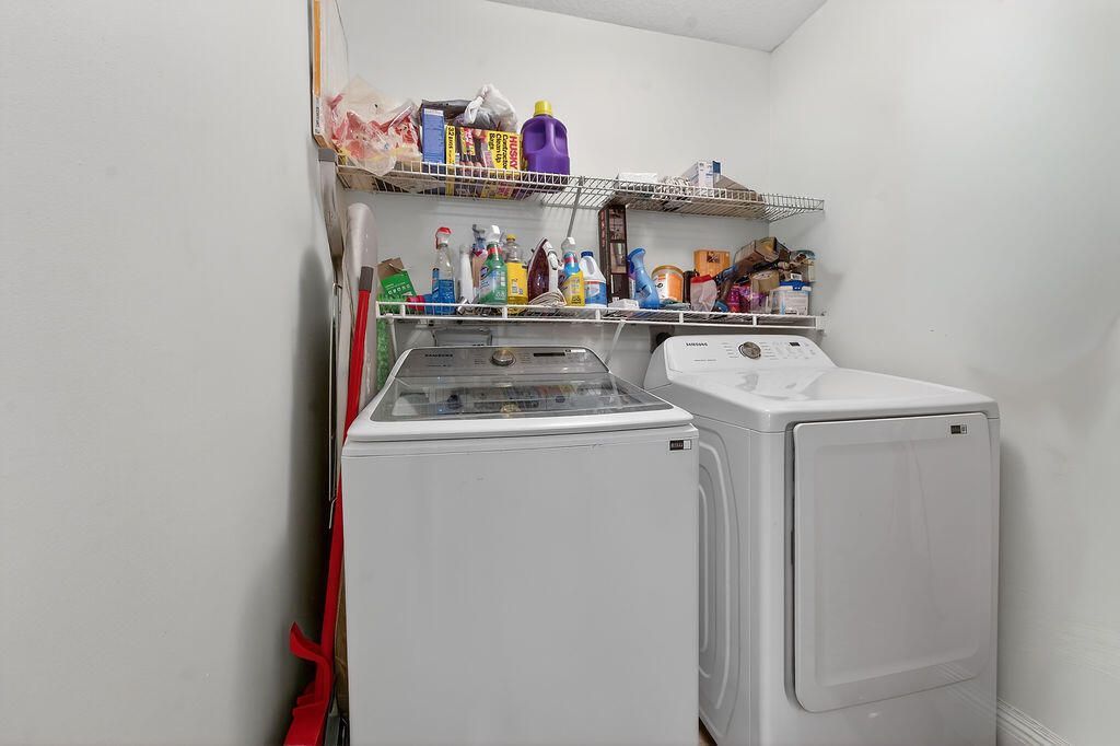 8063 Via Hacienda, Riviera Beach, FL 33418 Photo