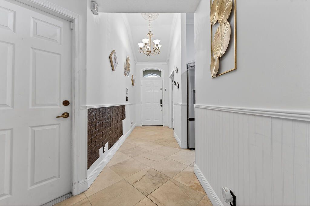 8063 Via Hacienda, Riviera Beach, FL 33418 Photo