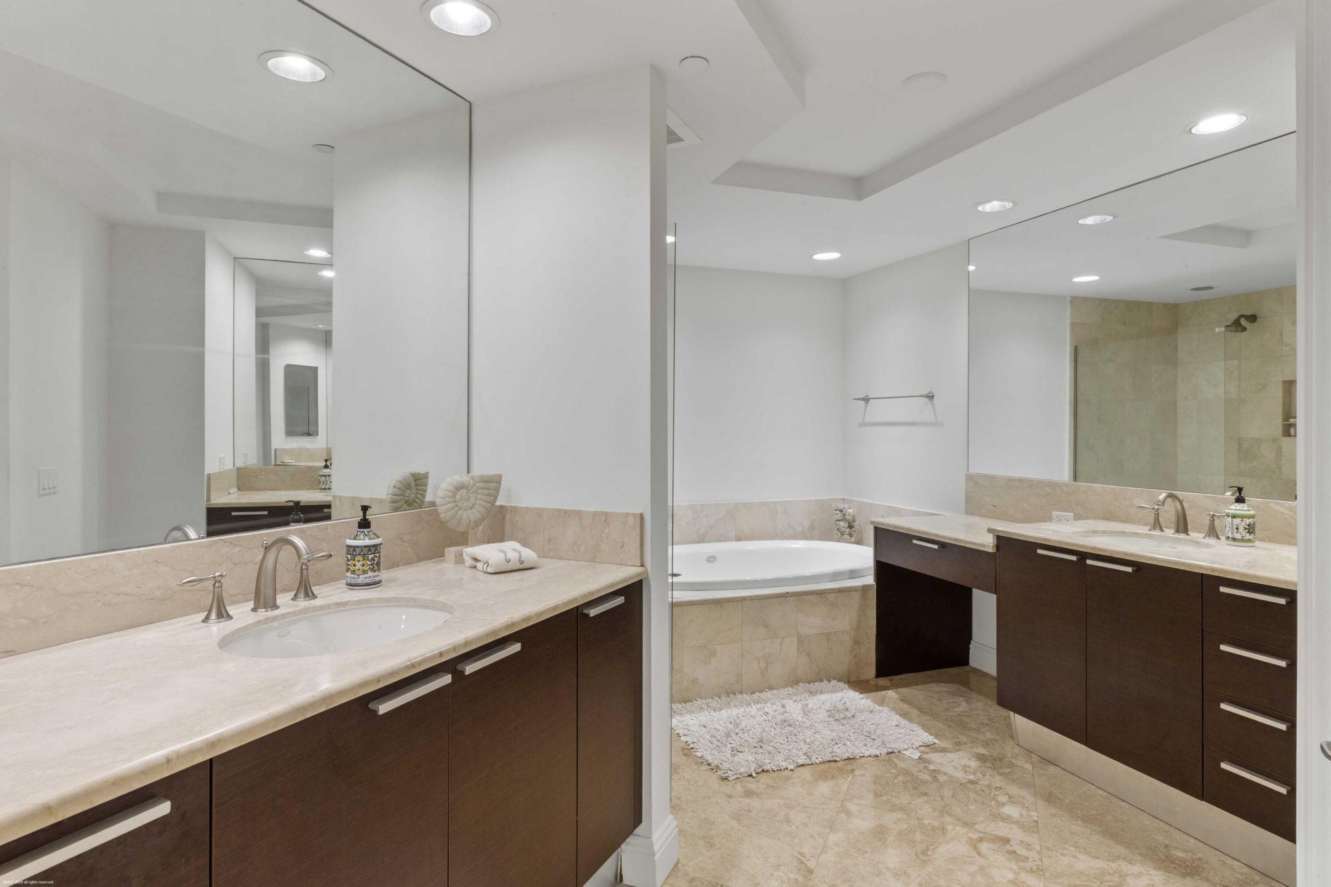 3800 N Ocean Drive, Unit 1450, Singer Island, FL 33404 Photo