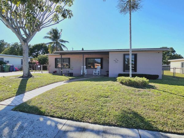 16430 NW 20th Avenue, Miami Gardens, FL 33054