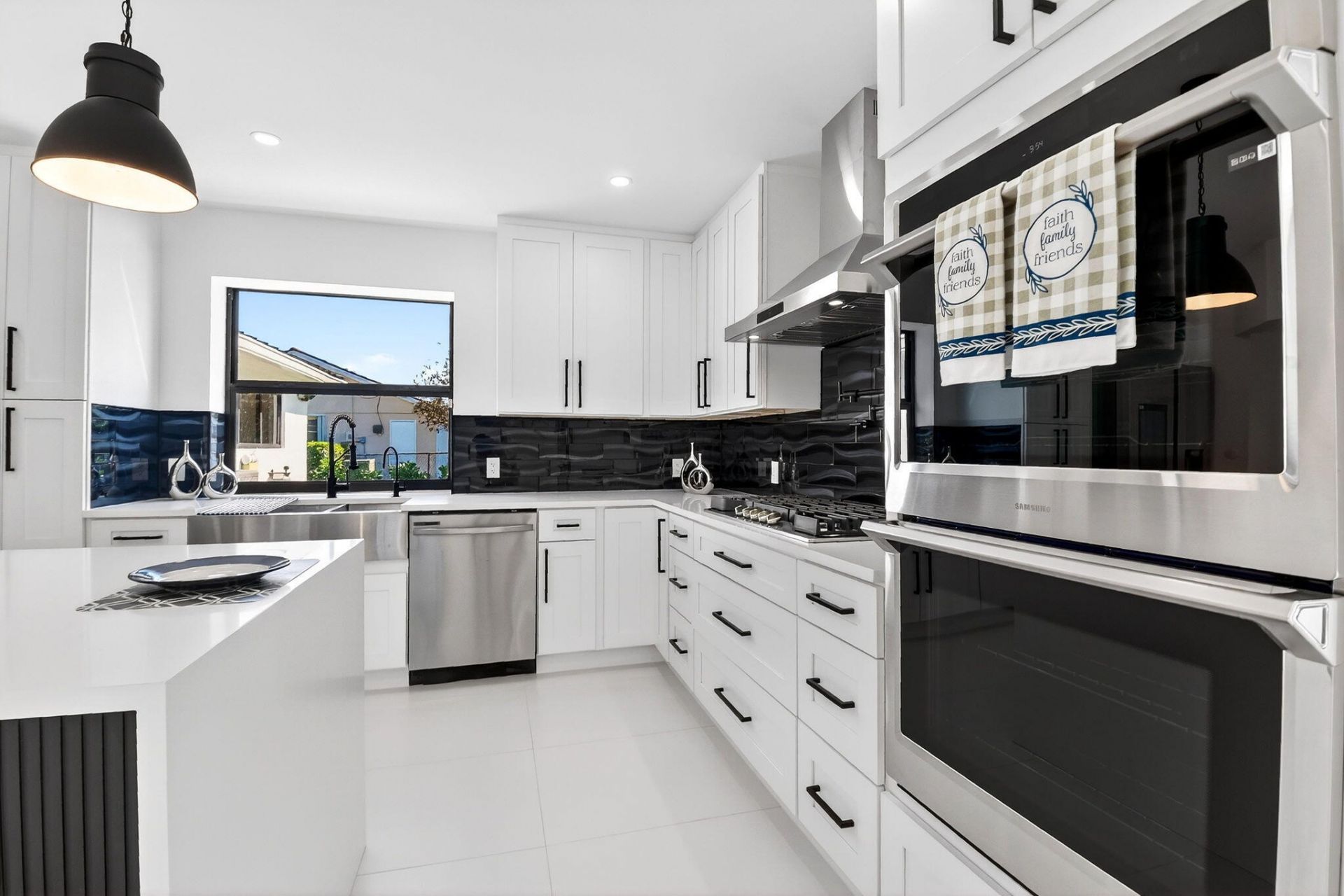 1410 Beta Court N, Lake Clarke Shores, FL 33406 Photo