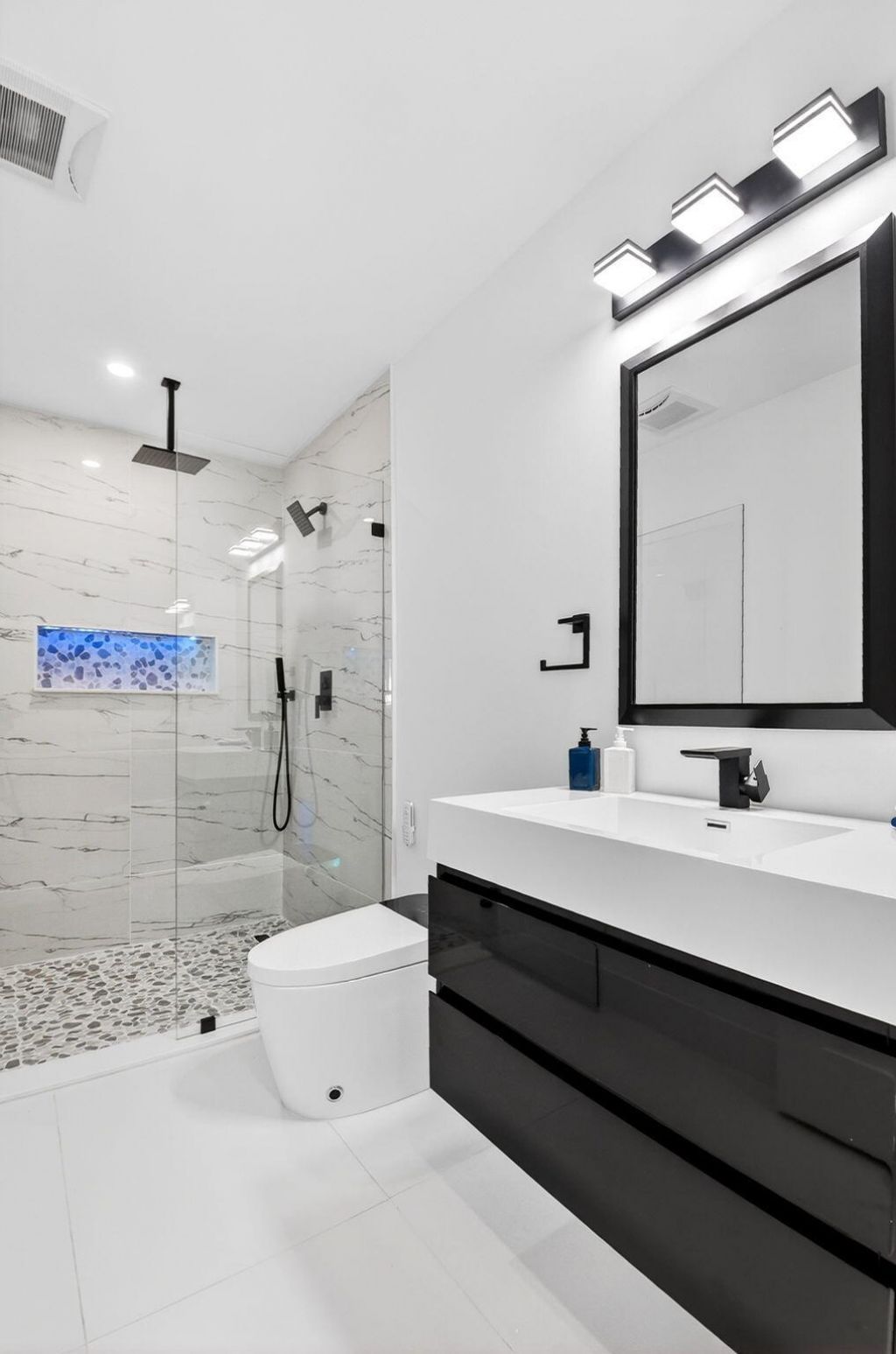 1410 Beta Court N, Lake Clarke Shores, FL 33406 Photo