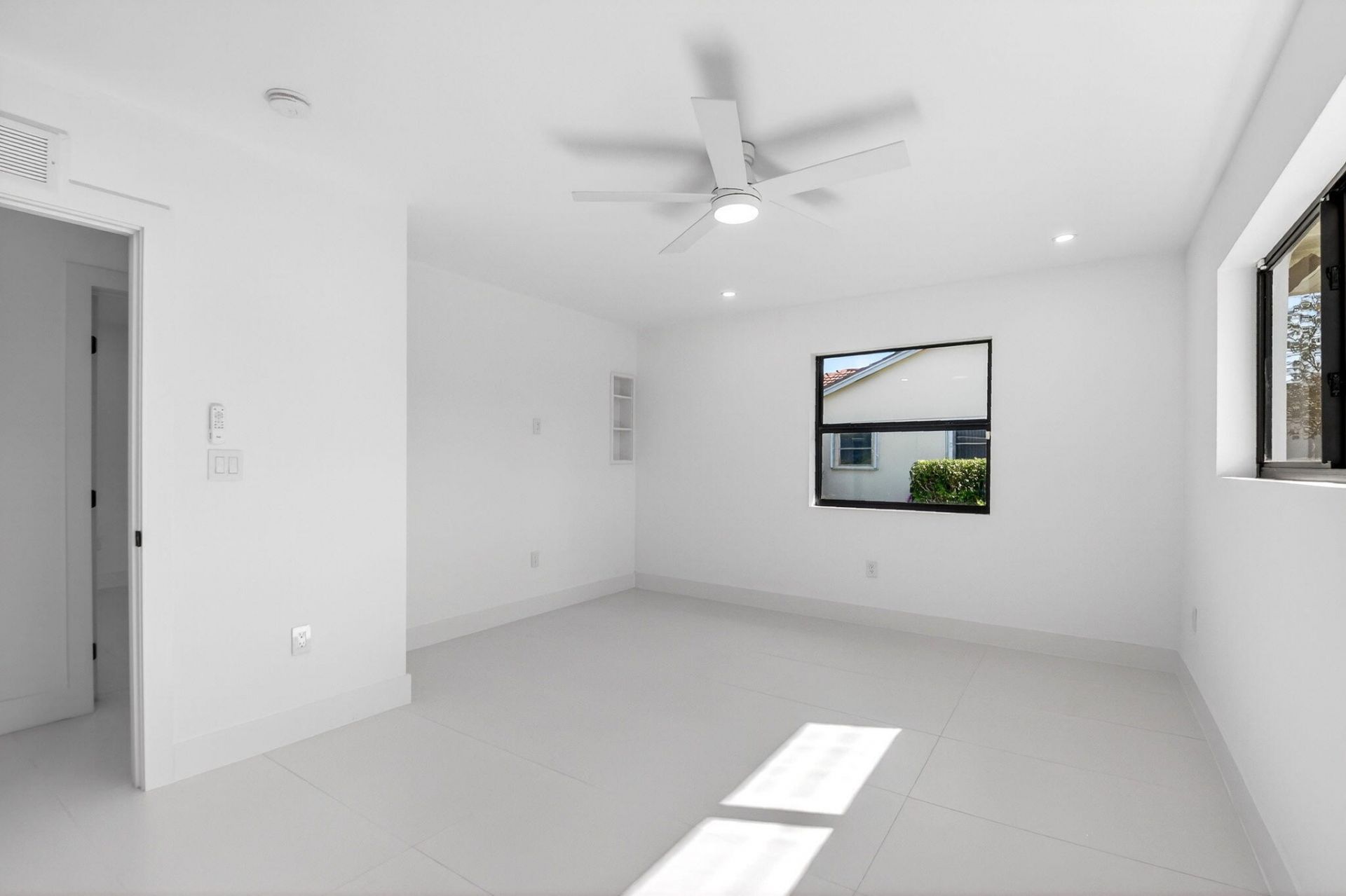 1410 Beta Court N, Lake Clarke Shores, FL 33406 Photo