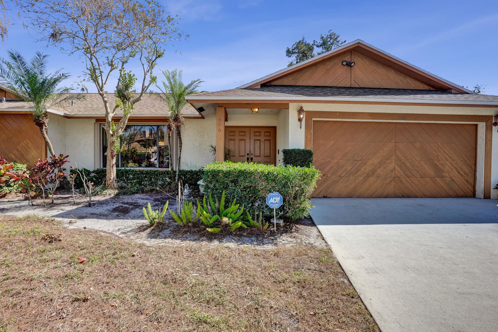 606 Juniper Place, Wellington, FL 33414 Photo