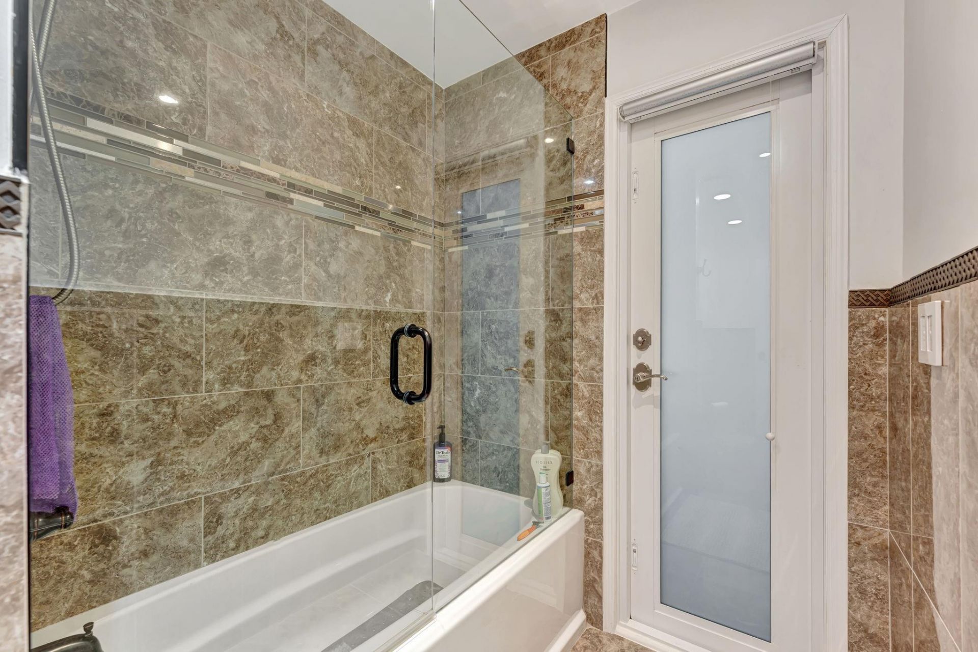 8140 NW 51st Place, Coral Springs, FL 33067 Photo