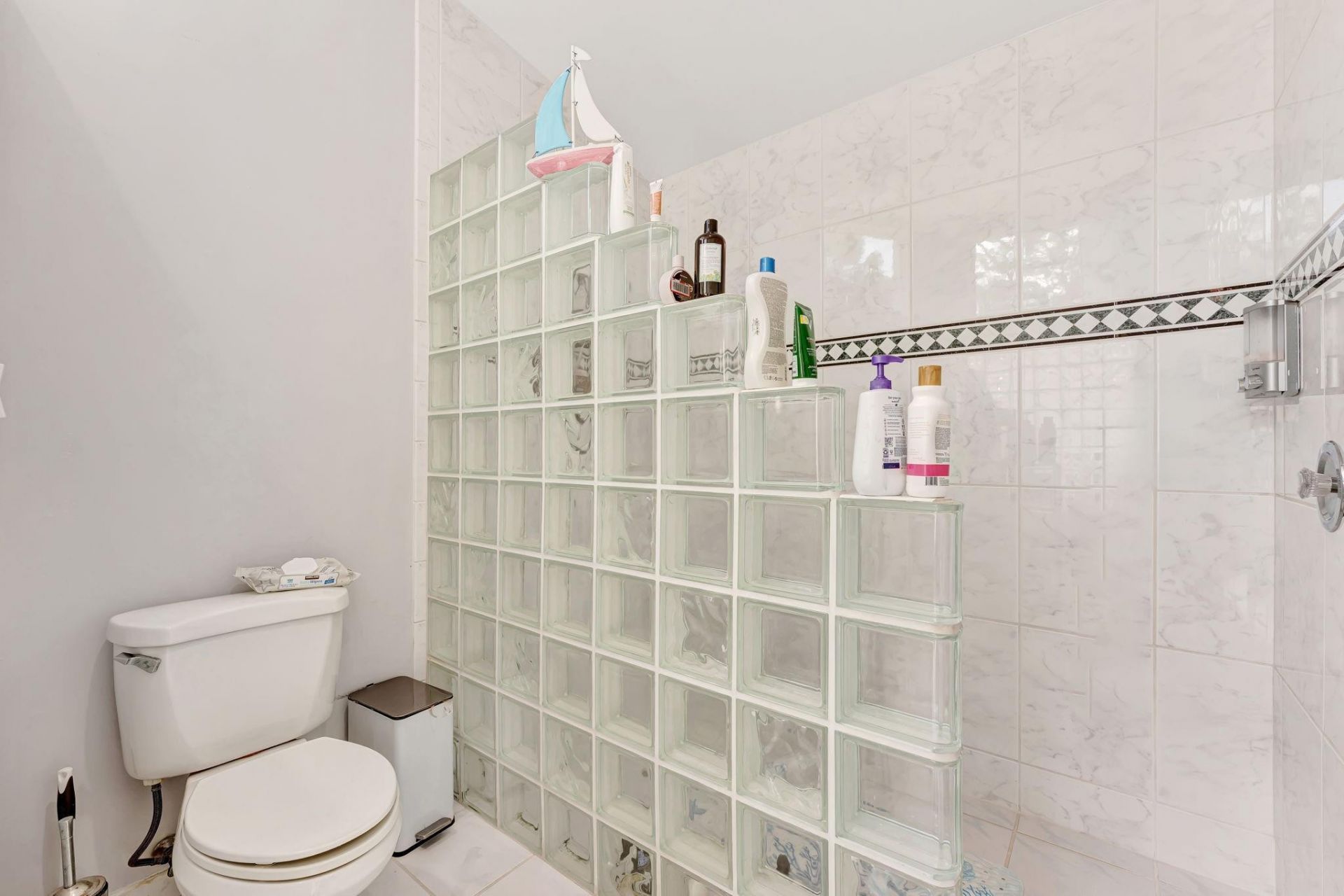 8140 NW 51st Place, Coral Springs, FL 33067 Photo