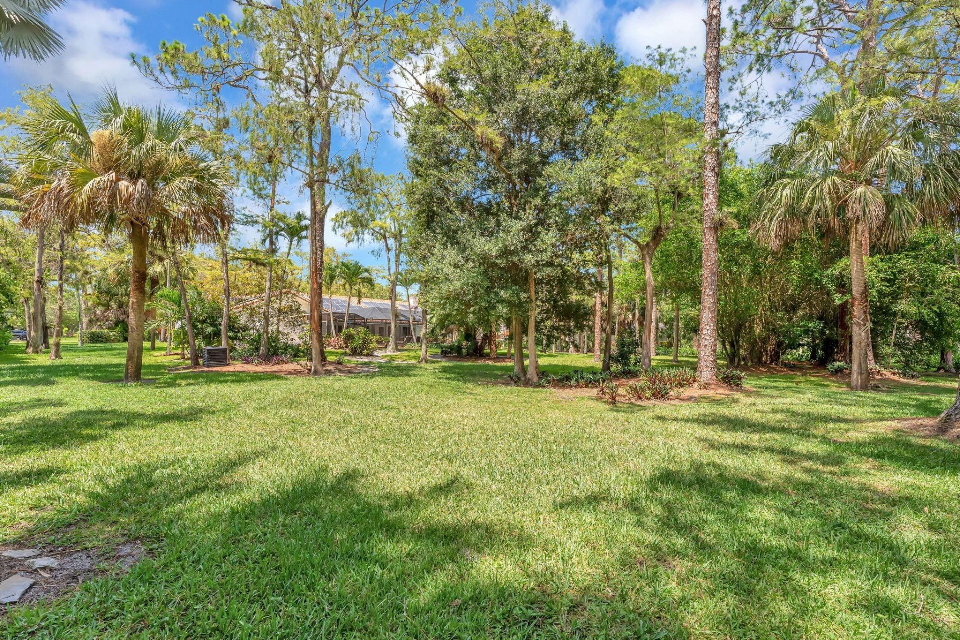 8140 NW 51st Place, Coral Springs, FL 33067 Photo