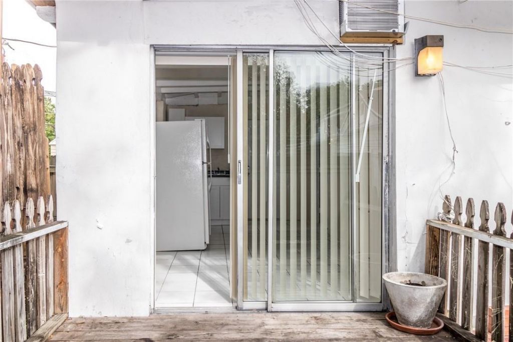 523 NE 2nd Avenue, Unit 3, Fort Lauderdale, FL 33301 Photo