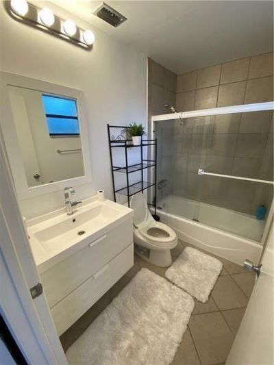 21135 Helmsman Drive, Unit O12, Miami, FL 33180 Photo