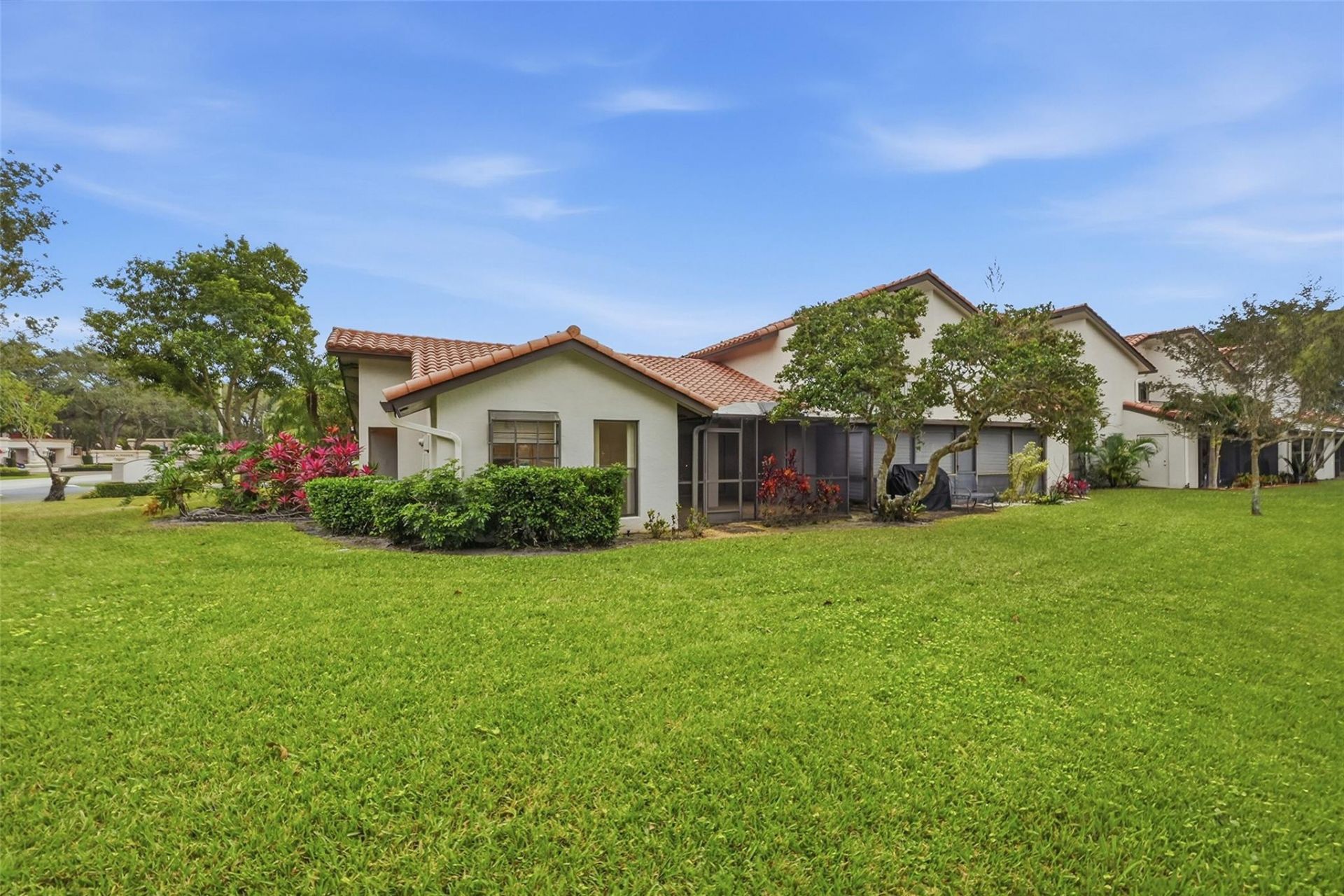 609 Deer Creek Lake Point Lane, Deerfield Beach, FL 33442 Main Photo