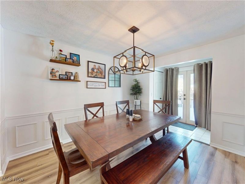 7795 Campton Circle NW, North Canton, OH 44720 Photo 17