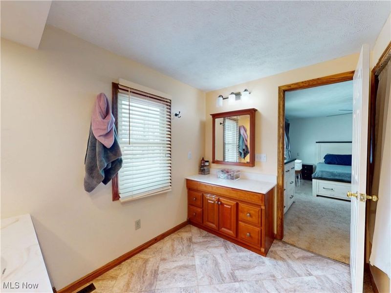 7795 Campton Circle NW, North Canton, OH 44720 Photo 22