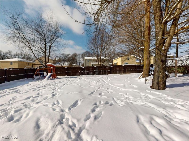 7795 Campton Circle NW, North Canton, OH 44720 Photo 36