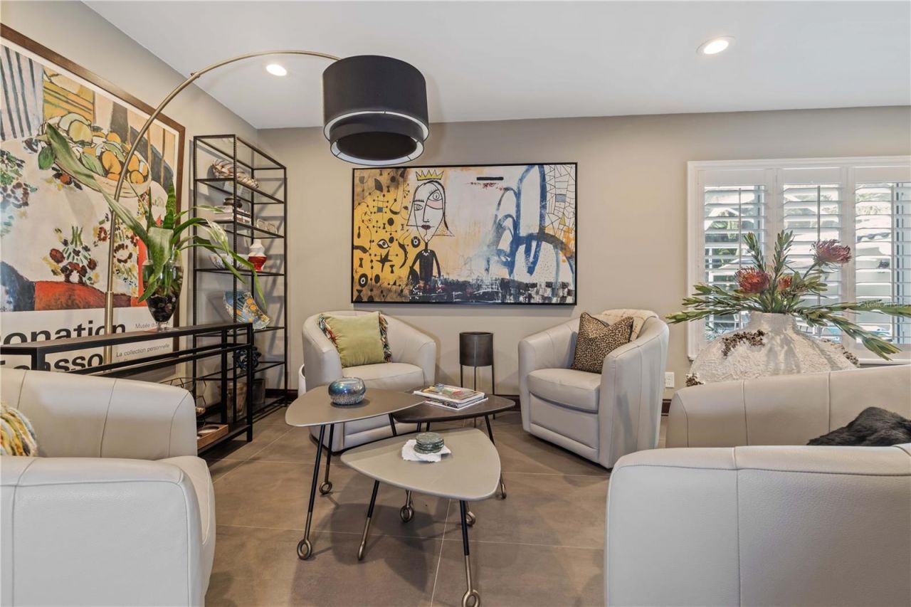 720 Brightwaters Boulevard Ne, Saint Petersburg, FL 33704 Photo