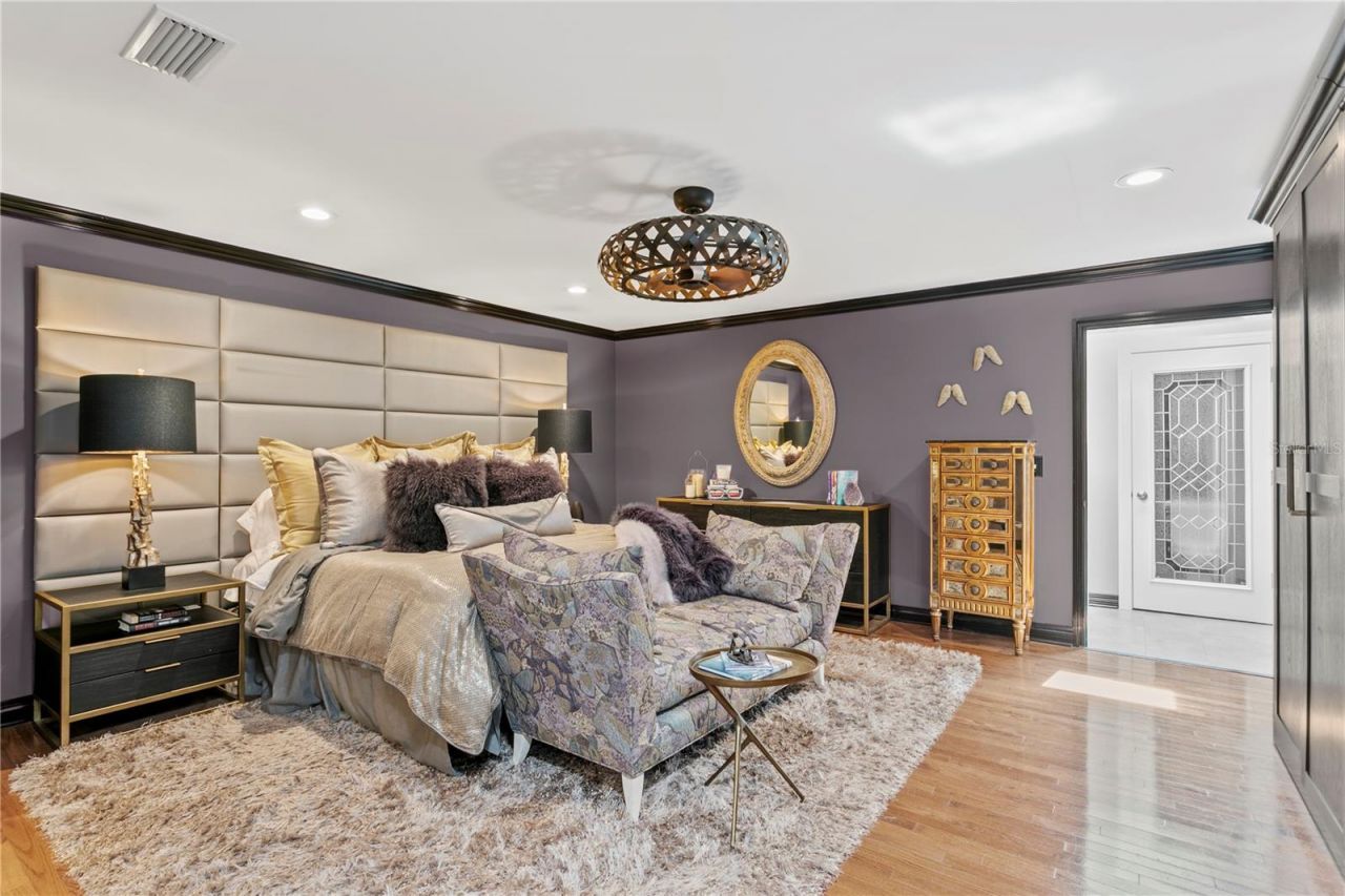 720 Brightwaters Boulevard Ne, Saint Petersburg, FL 33704 Photo