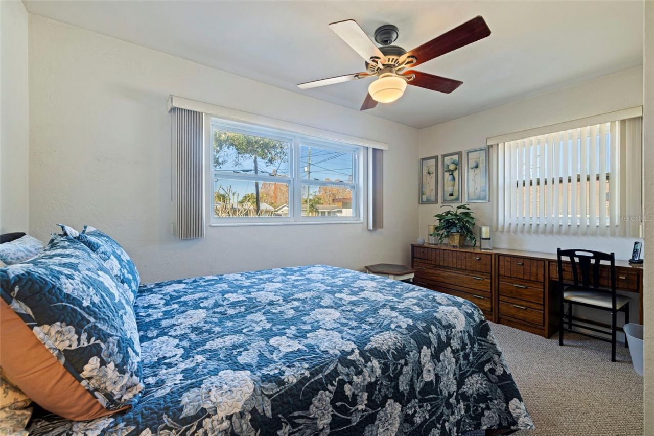 6121 58th Street N, Saint Petersburg, FL 33709 Photo