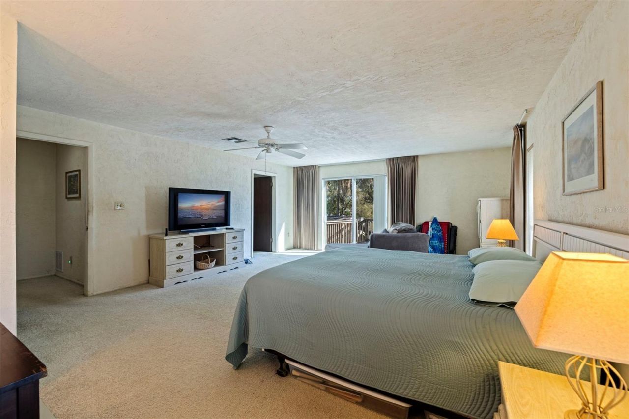 6121 58th Street N, Saint Petersburg, FL 33709 Photo