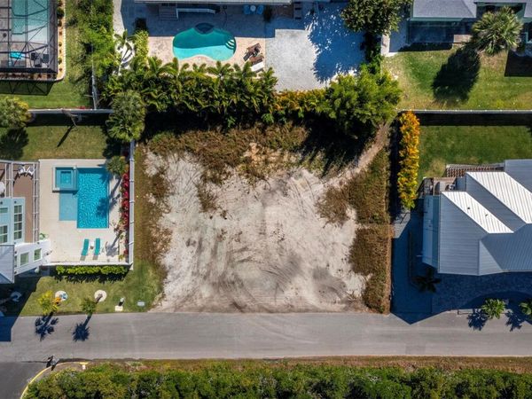 620 COMPANION WAY, LONGBOAT KEY, FL 34228