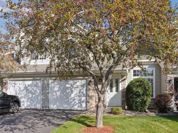 15078 Dunwood Trail, Unit 33, Apple Valley, MN 55124