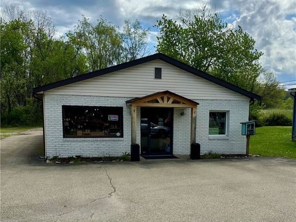 417 S Center Ave, New Stanton, PA 15672